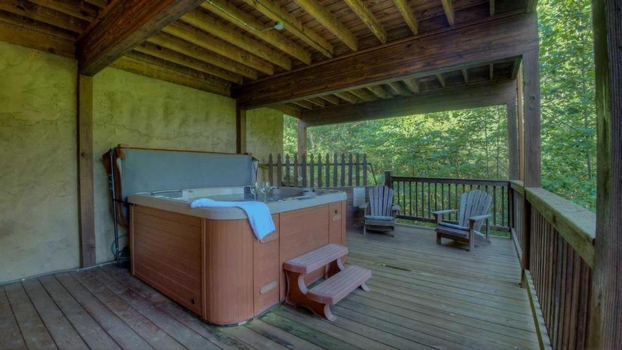 All Decked Out Blue Ridge Extérieur photo